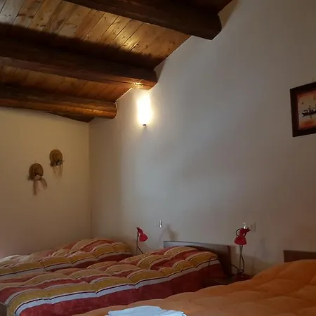 La Cascina Del Nonno منزل ريفي *