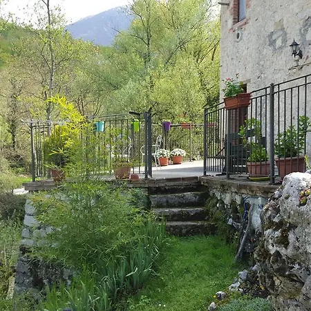 منزل ريفي La Cascina Del Nonno Isola del Gran Sasso dʼItalia
